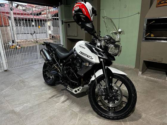 TRIUMPH TIGER 800 XRX 